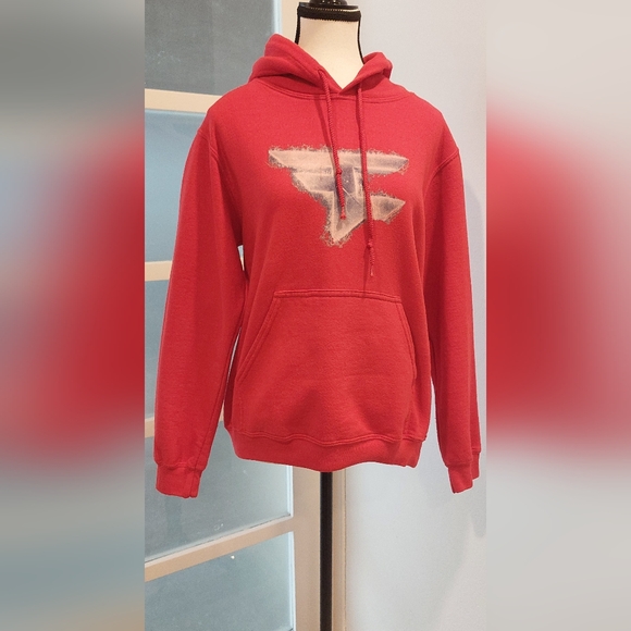 Gildan Sweaters - Gildan Red and White Sweater Vibrant Design